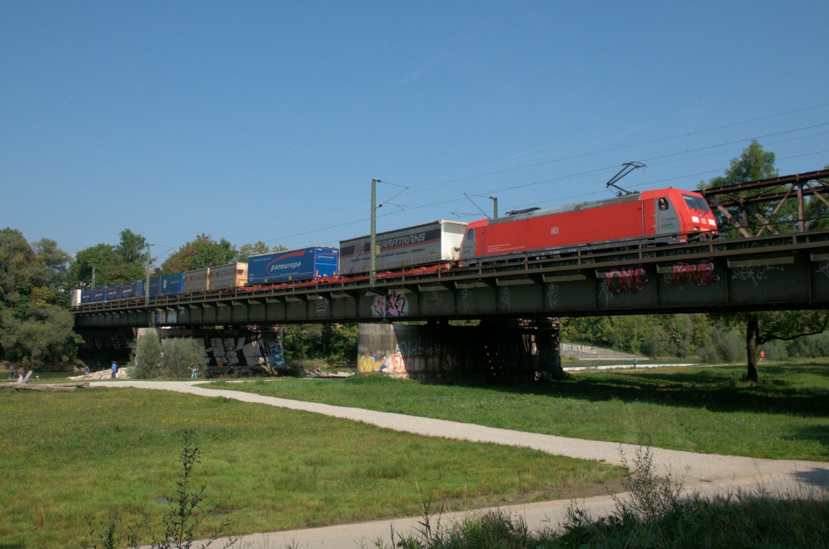 185 402 am 07.09.14 auf der Braunauer Brücke in München