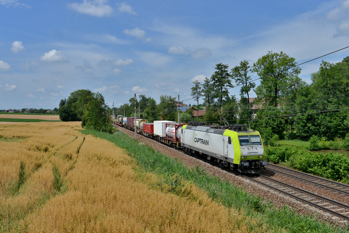 185 550 mit DGS 42921 am 23.07.2016 bei Kimpling. 