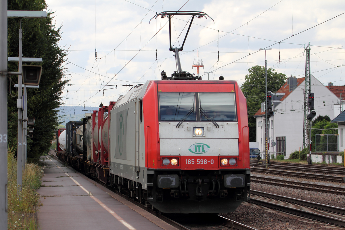 185 598-0 in Neuwied 17.8.2013