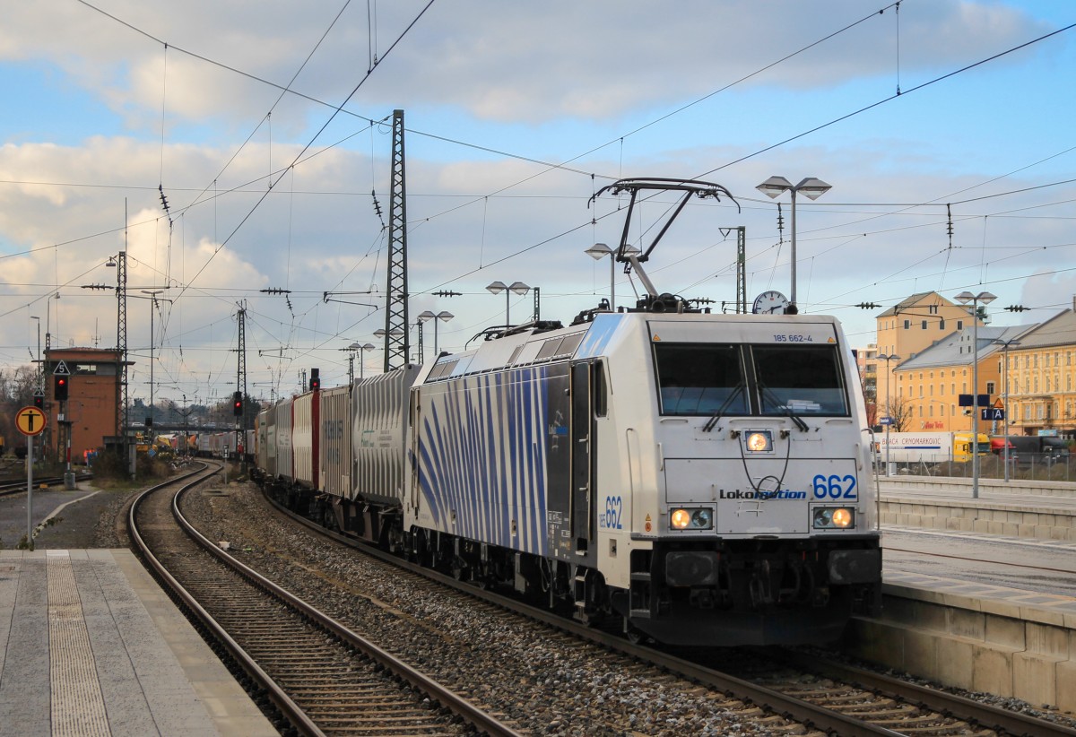 185 662 mit einem KLV am 30. November 2013 in Rosenheim.