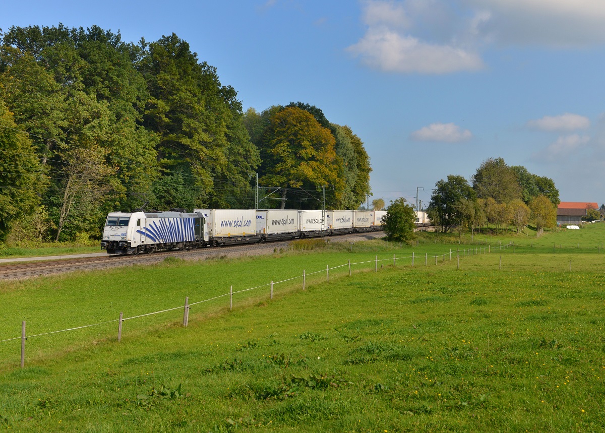 185 663 mit einem Ekol-KLV am 03.10.2014 bei Hufschlag.