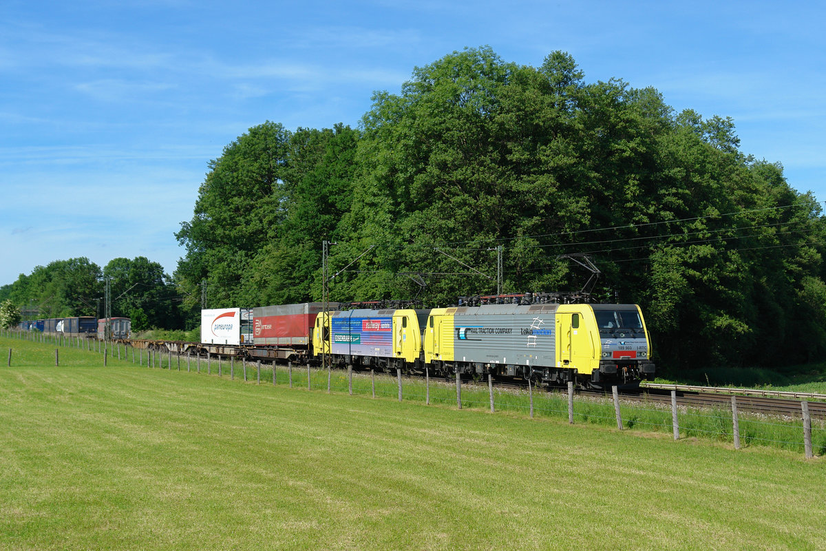 189 903 + 189 907 mit einem KLV am 29.05.2011 bei Vogl. 