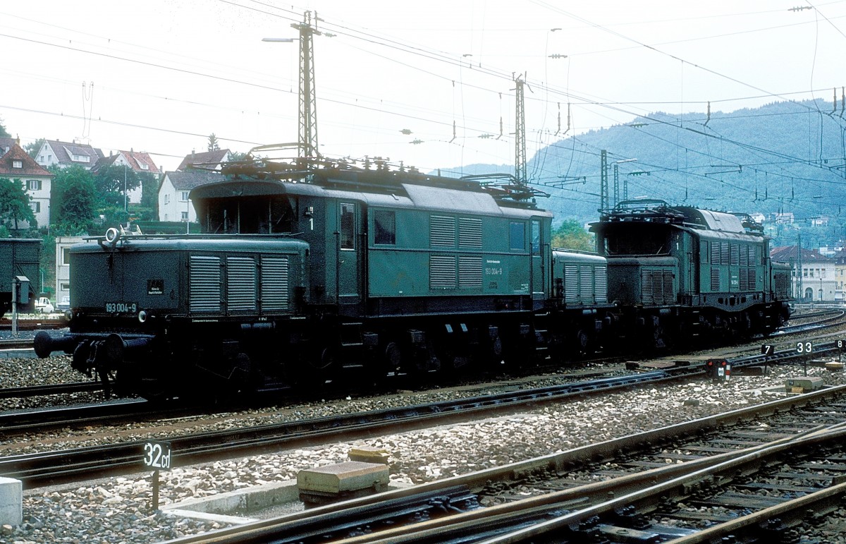   193 004 + 194 038  Geislingen  28.08.77