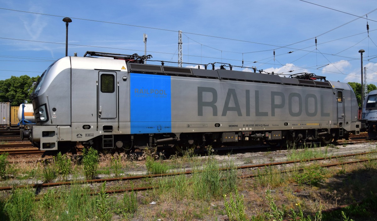 193 802-6 abgestellt in Ruhland am 14.06.2015.