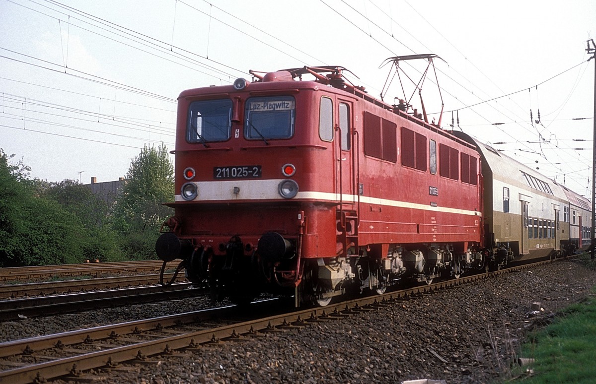 211 025  Gaschwitz  05.04.90