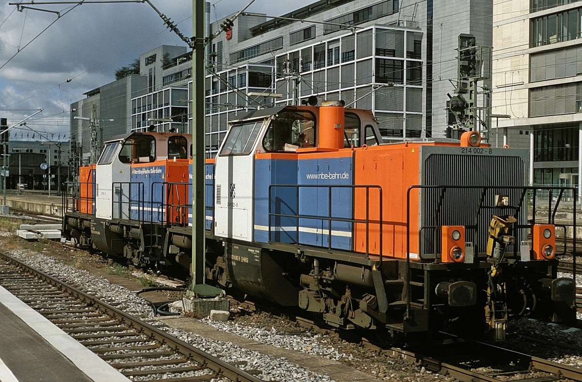  214 002 + 214 011  Stuttgart Hbf  24.06.11