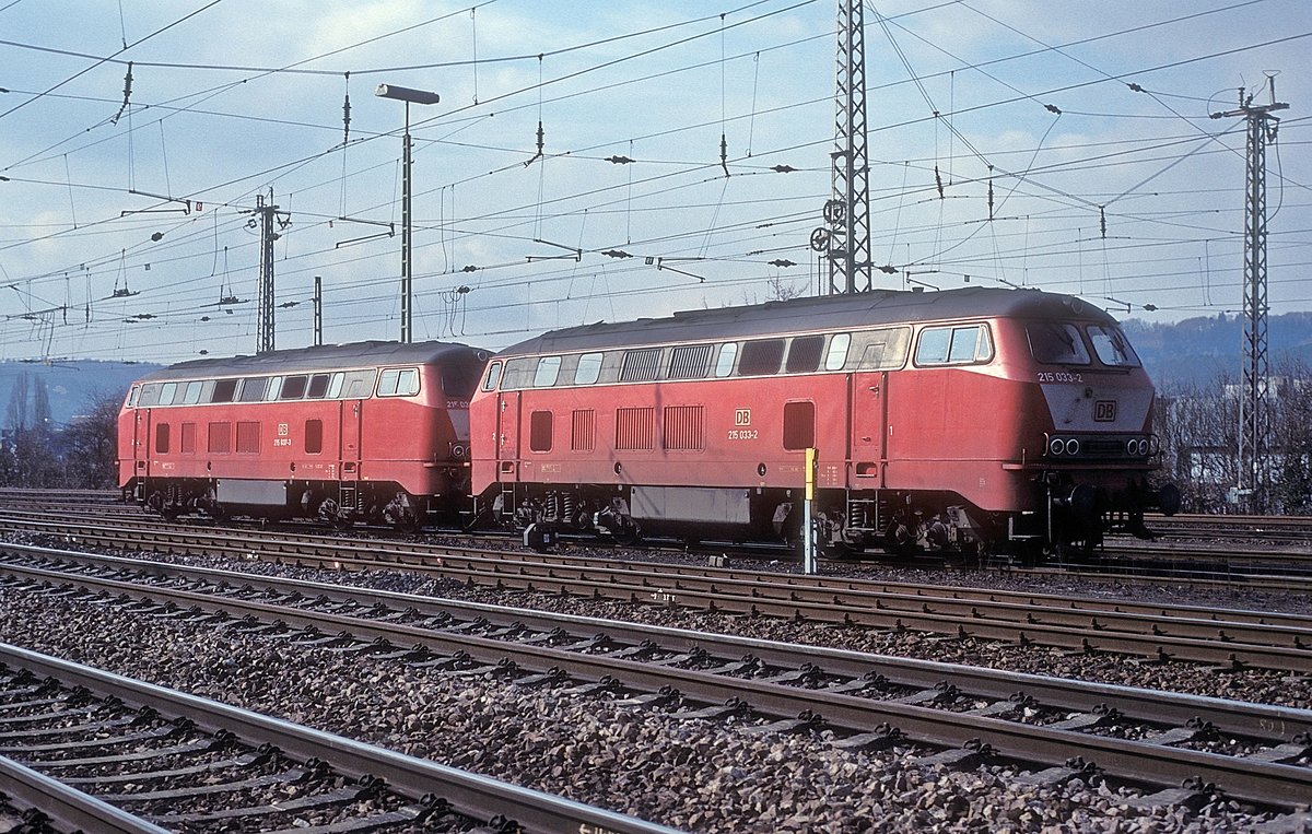  215 033 + 037  Trier  03.03.95