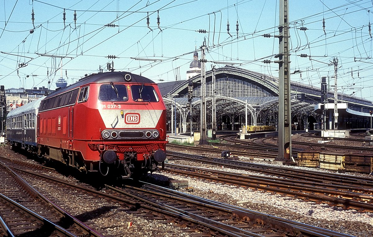  215 037  Köln Hbf  24.05.93