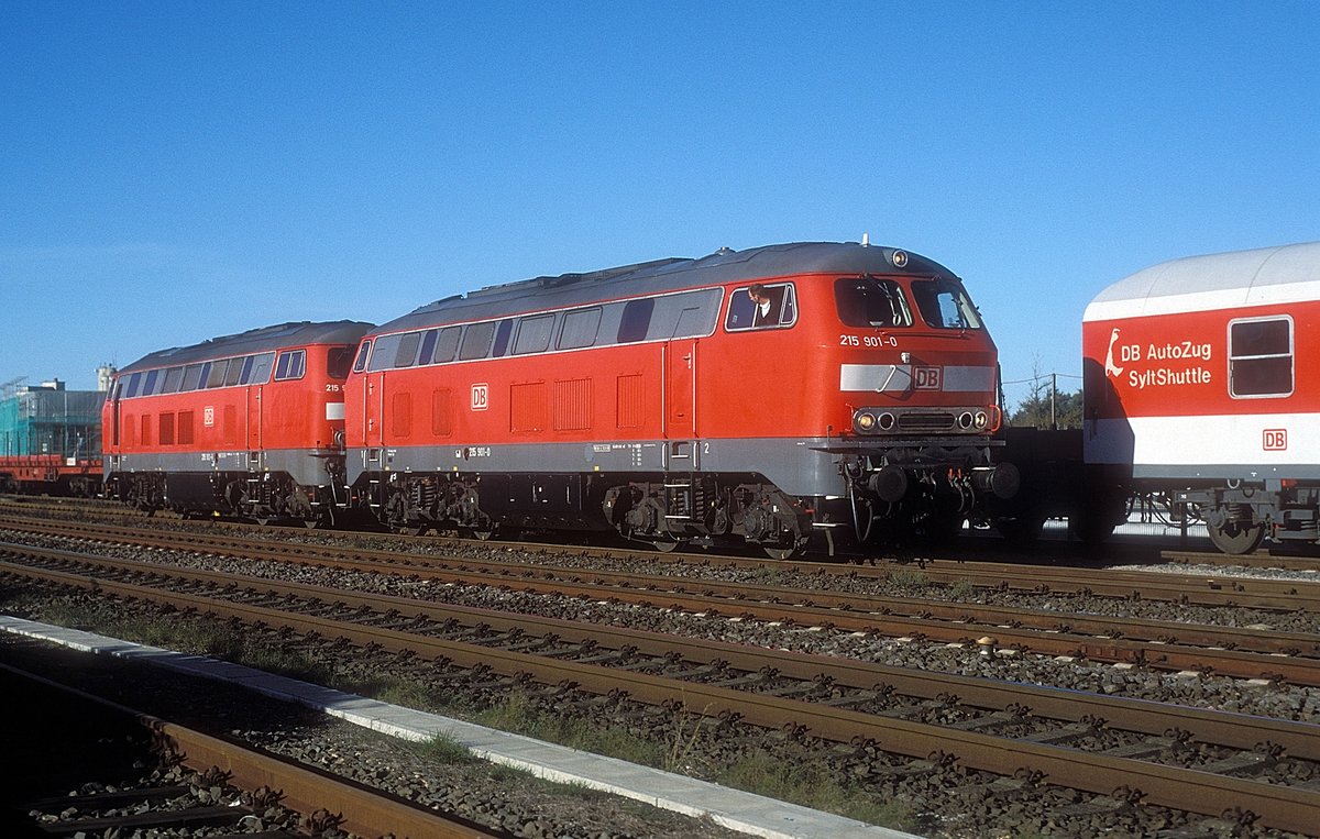  215 901 + 903  Niebüll  14.10.03