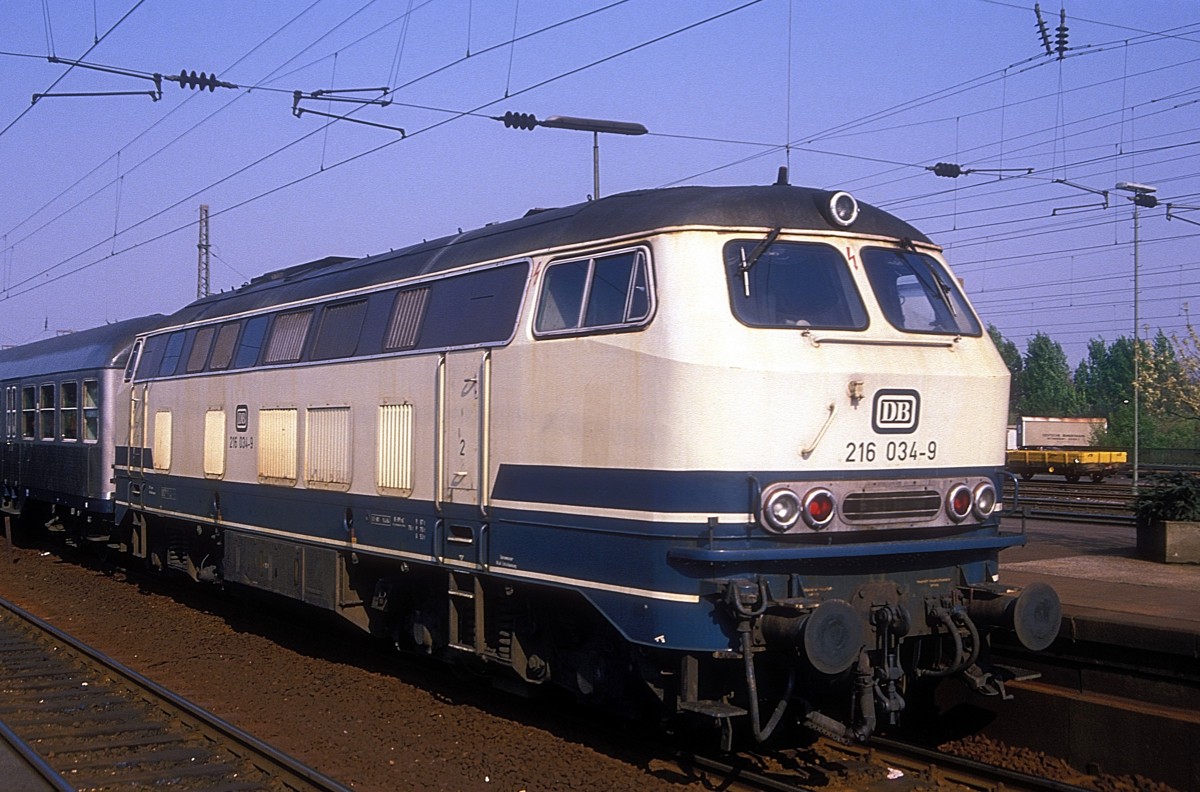 216 034  Essen - West  07.04.90