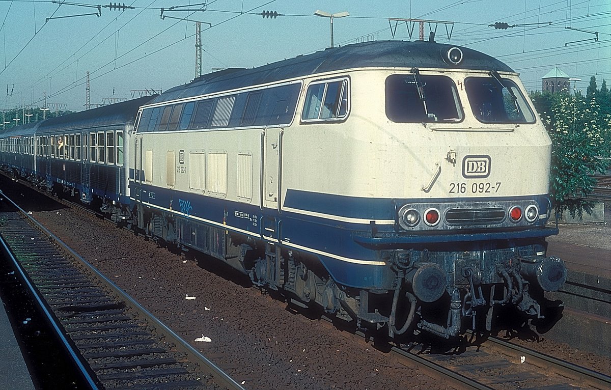 216 092  Essen - West  28.09.92