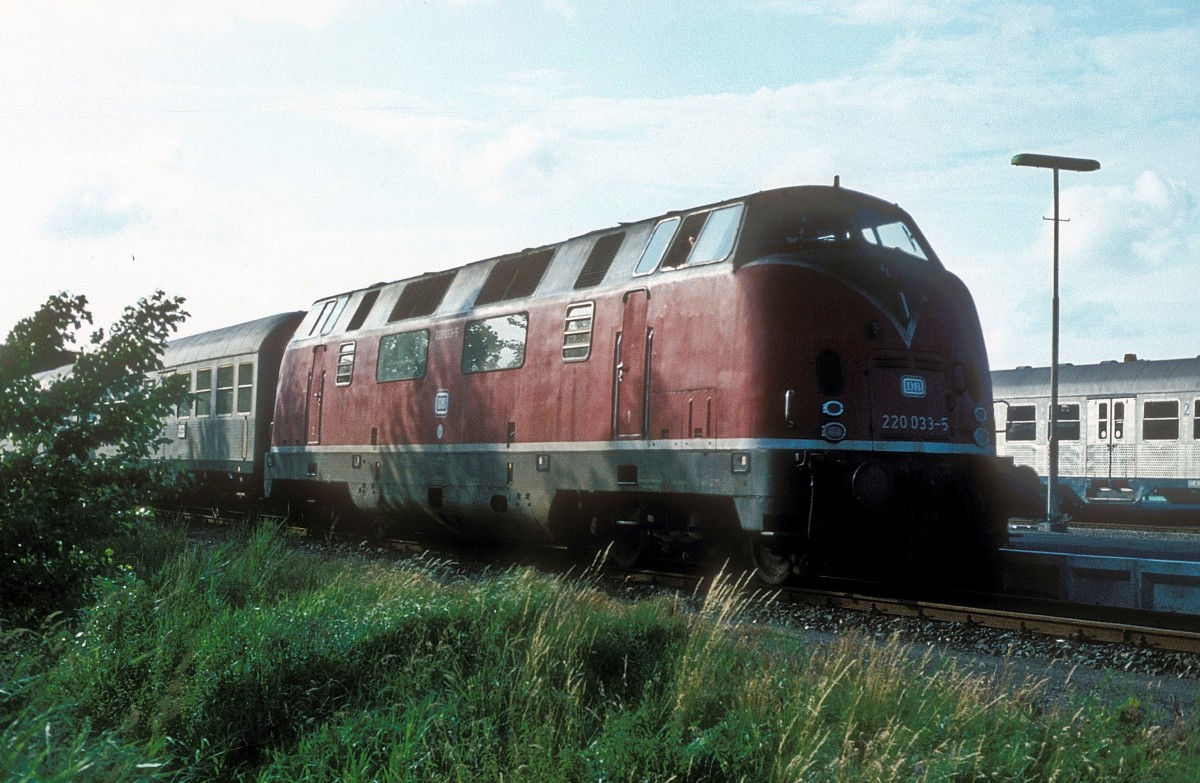  220 033  Cuxhaven  04.07.82