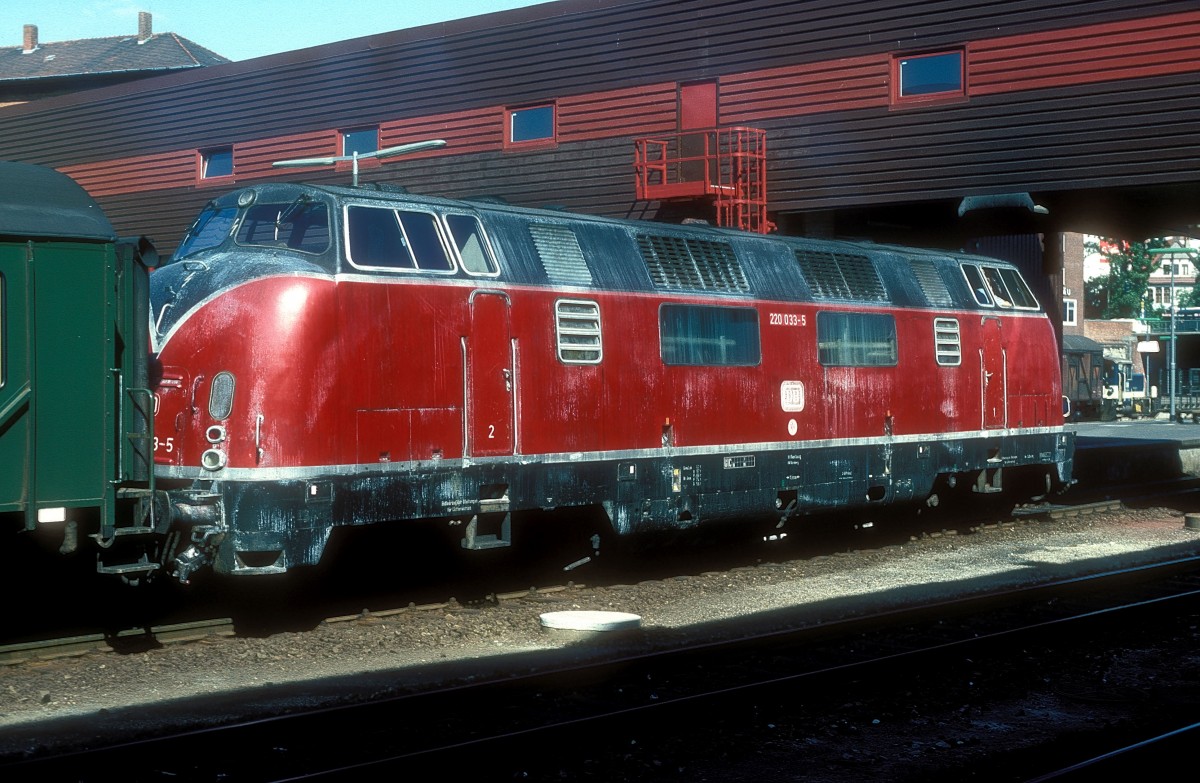   220 033  Lübeck  29.08.83