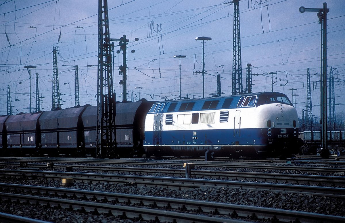 221 120  Oberhausen  23.04.86