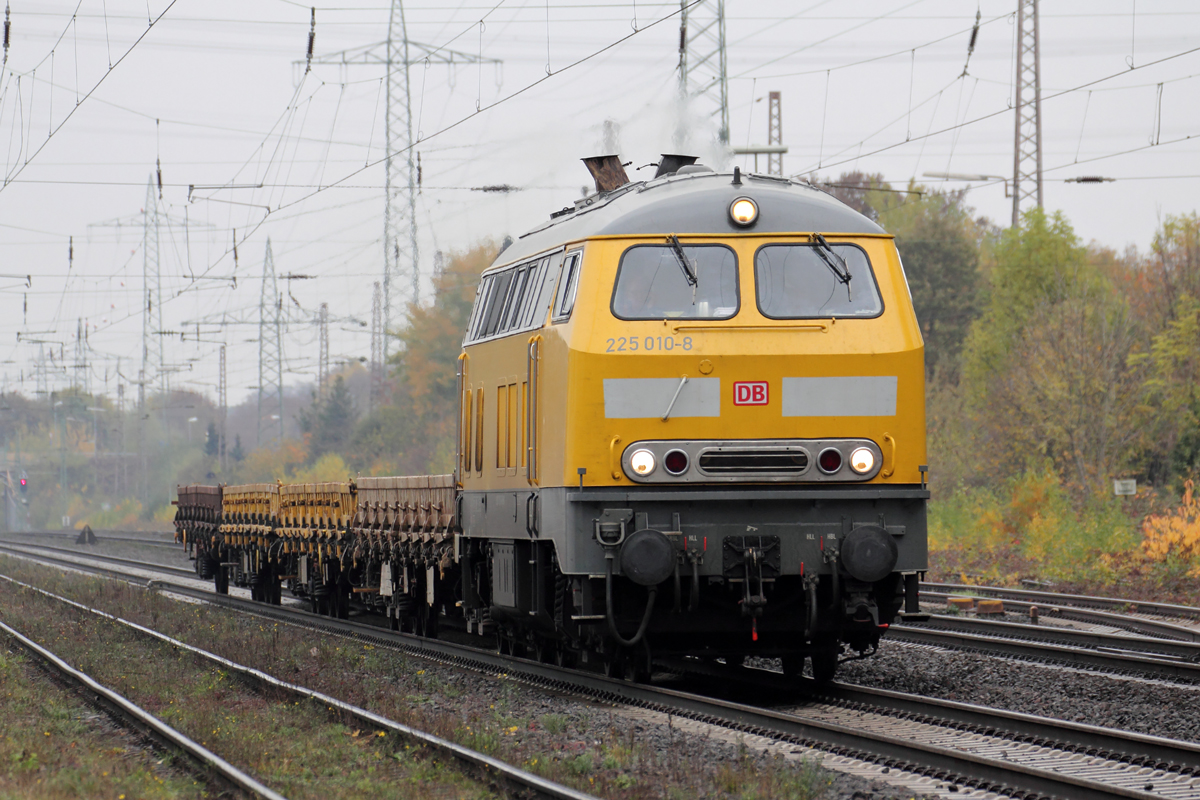 225 010-8 in Ratingen-Lintorf 9.11.2016