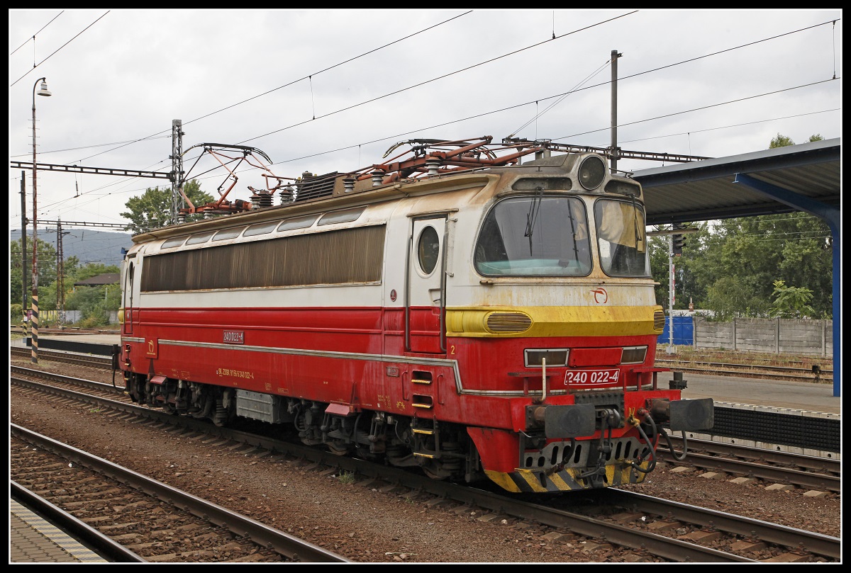 240 022 in Bratislava Nove Mesto am 20.09.2019.