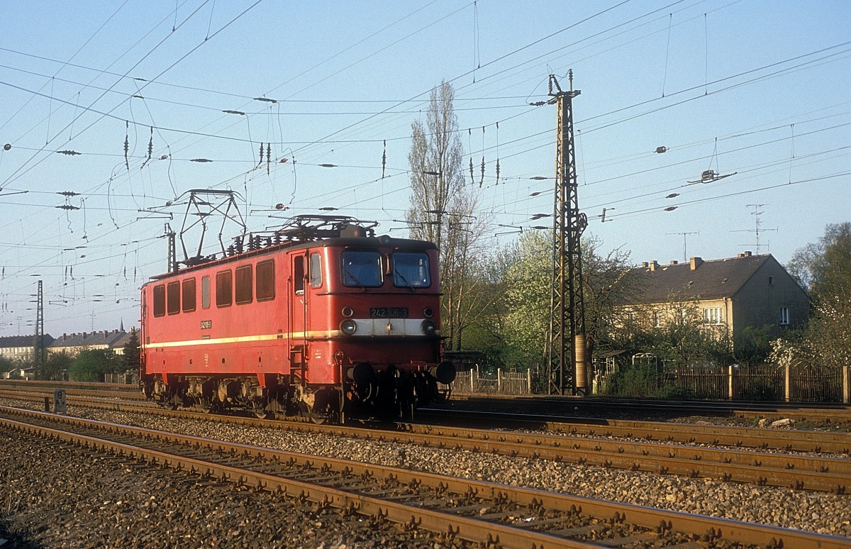  242 106  Gaschwitz  01.04.90