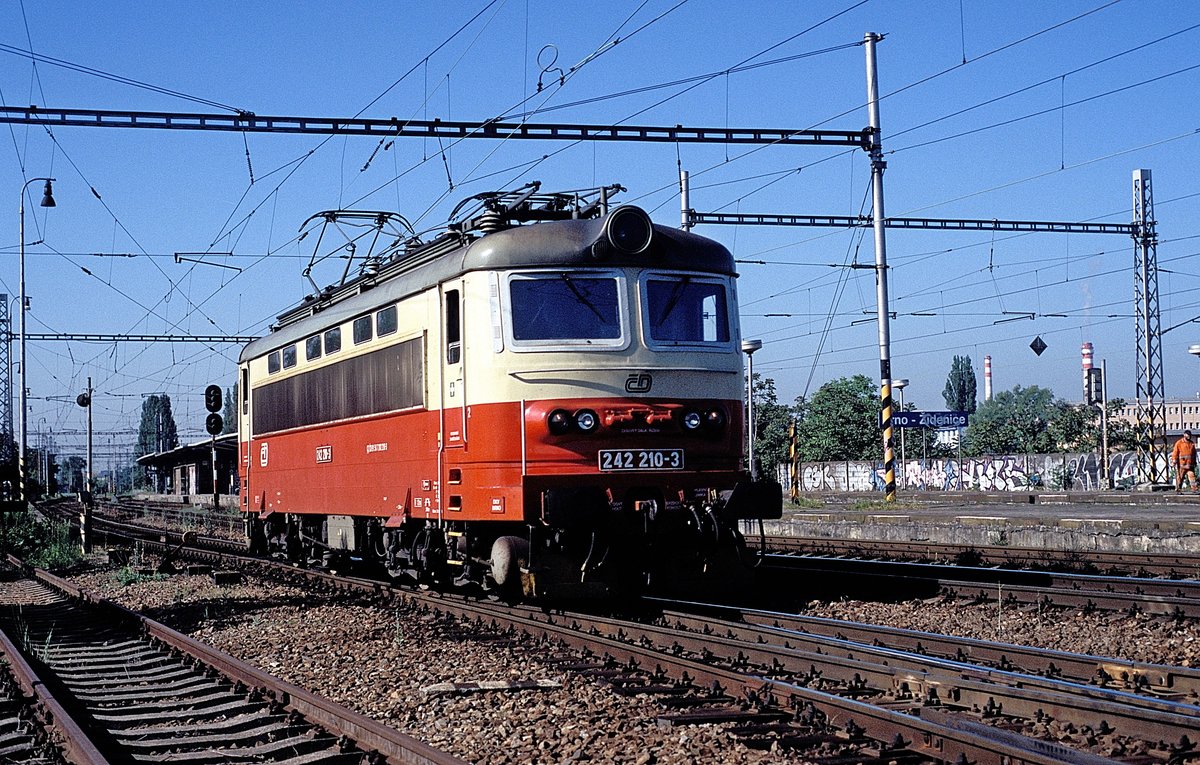  242 210  Brno - Zidenice  18.05.11