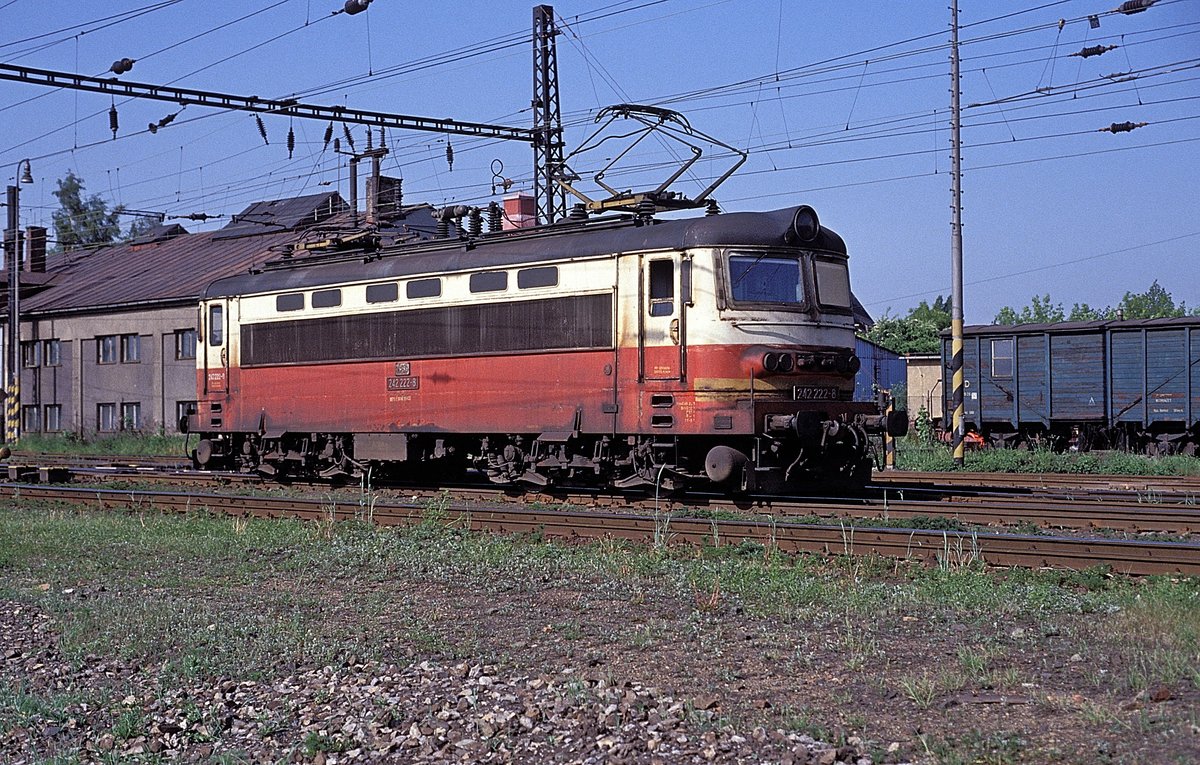  242 222  Cheb  26.05.92