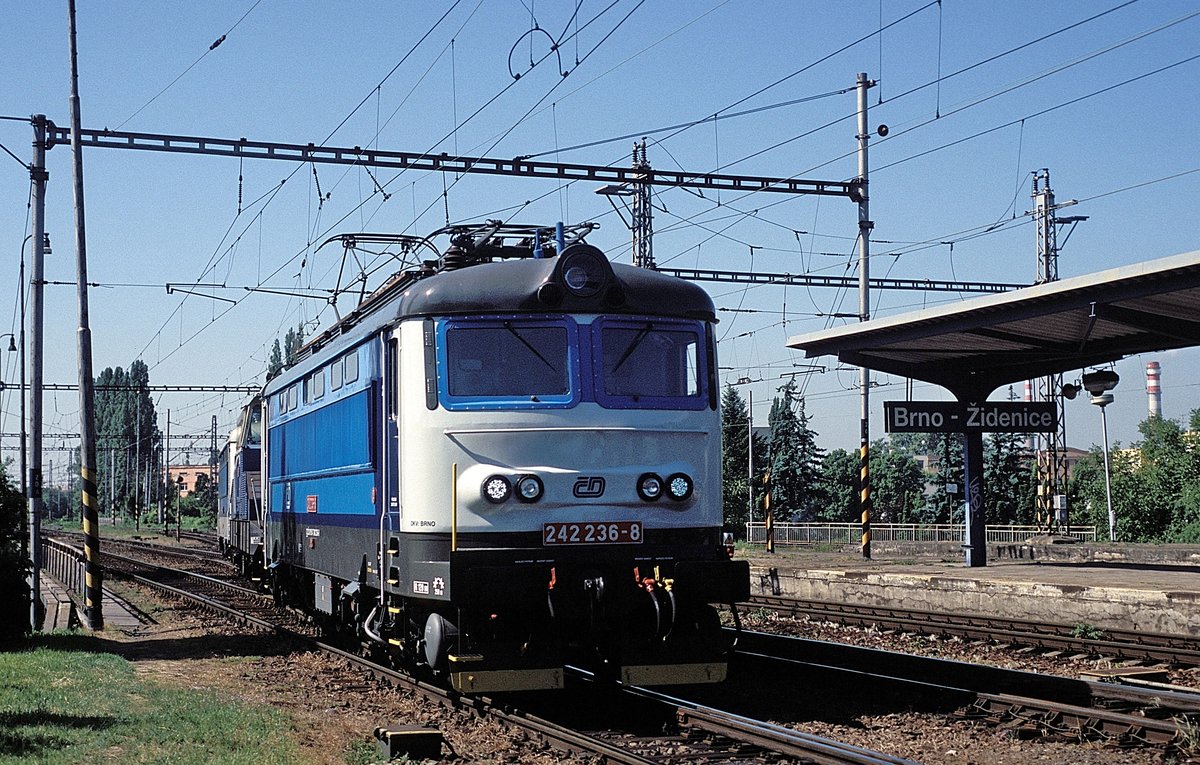  242 236  Brno - Zidenice  18.05.11