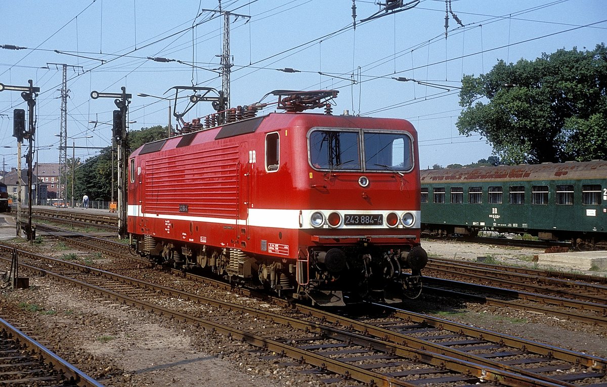  243 884  Stralsund  22.08.90