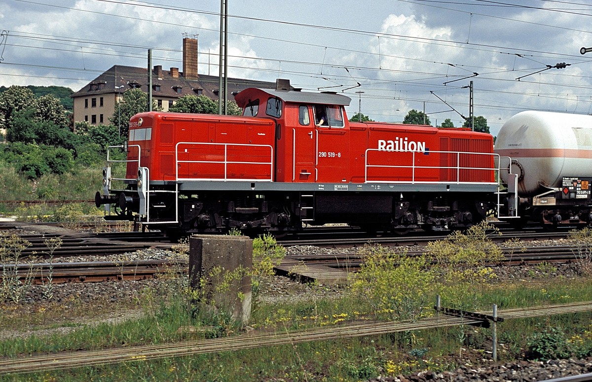 290 519  Würzburg - Zell  18.05.04