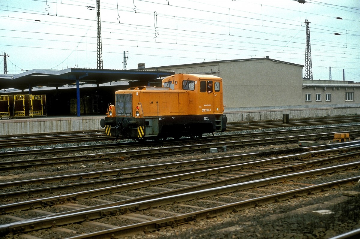  311 701  Halle  16.04.92