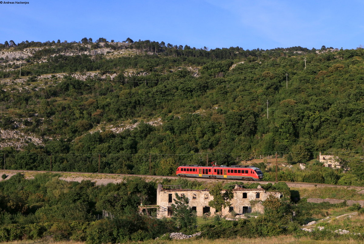 312 005 / 312 006 als R 2752 (Ljubljana-Koper) bei Zanigrad 10.9.20