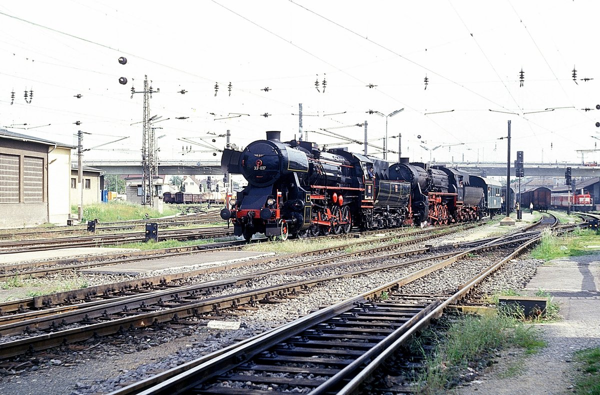  33 037 + 52 7596  Wiener Neustadt  23.05.94