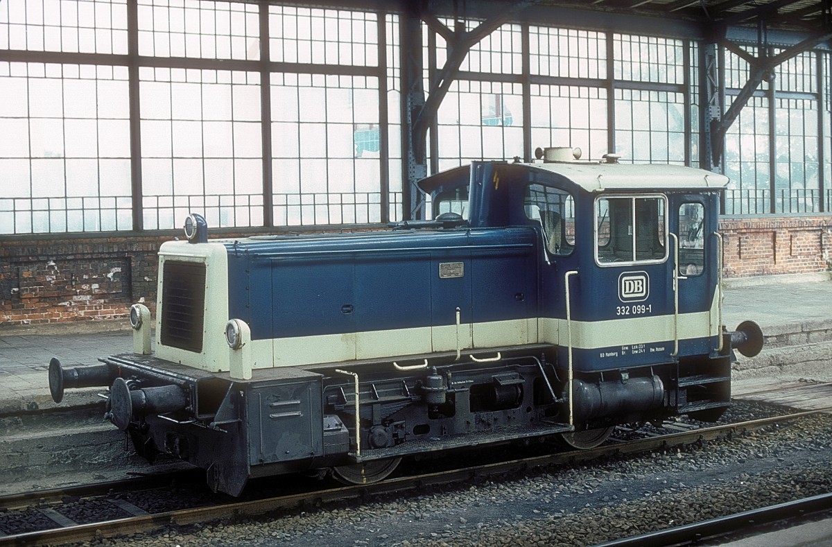 332 099  Husum  11.09.82