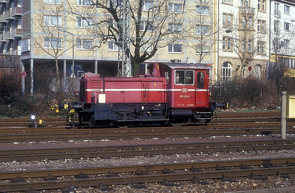 335 123  Pforzheim  15.02.94