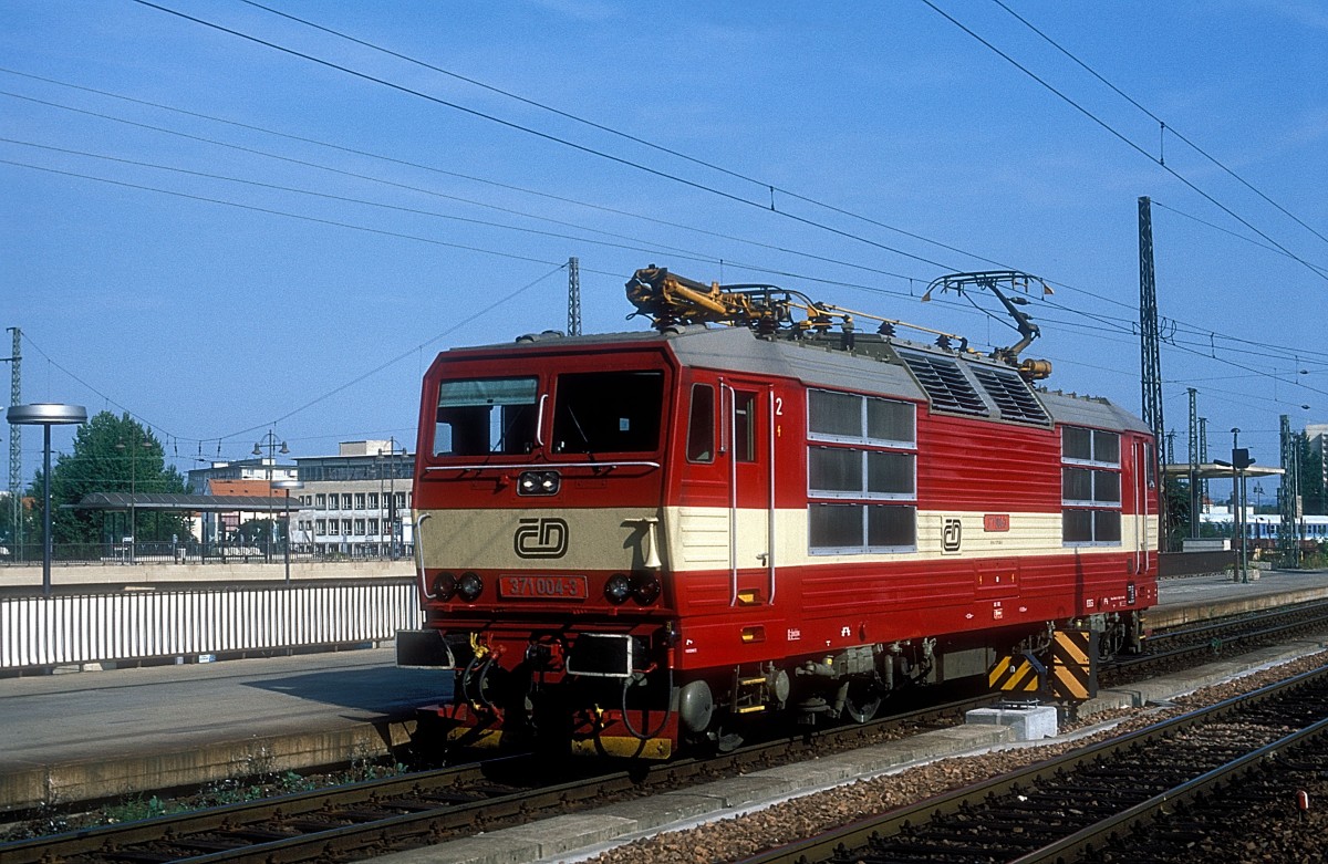  371 004  Dresden Hbf  24.05.03