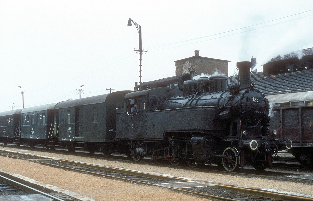   375 123  Förtöszentmiklos  04.07.79