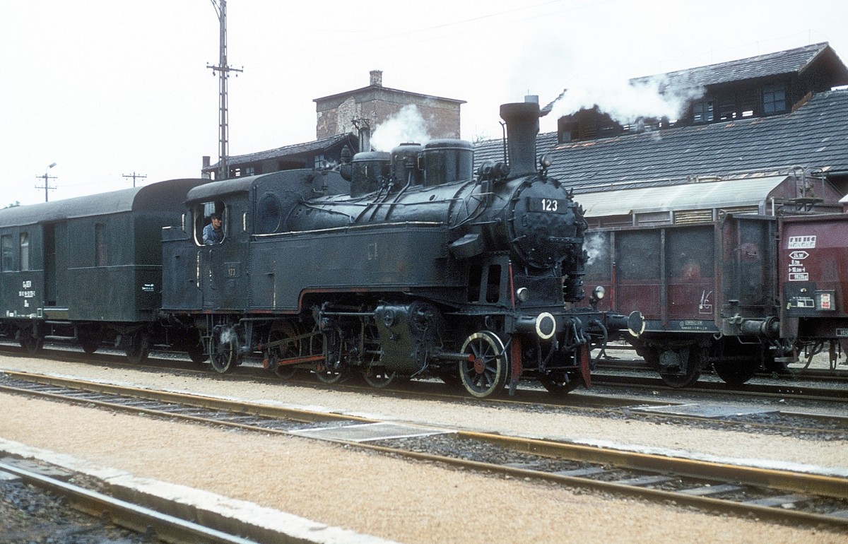 375 123  Förtöszentmiklos  04.07.79