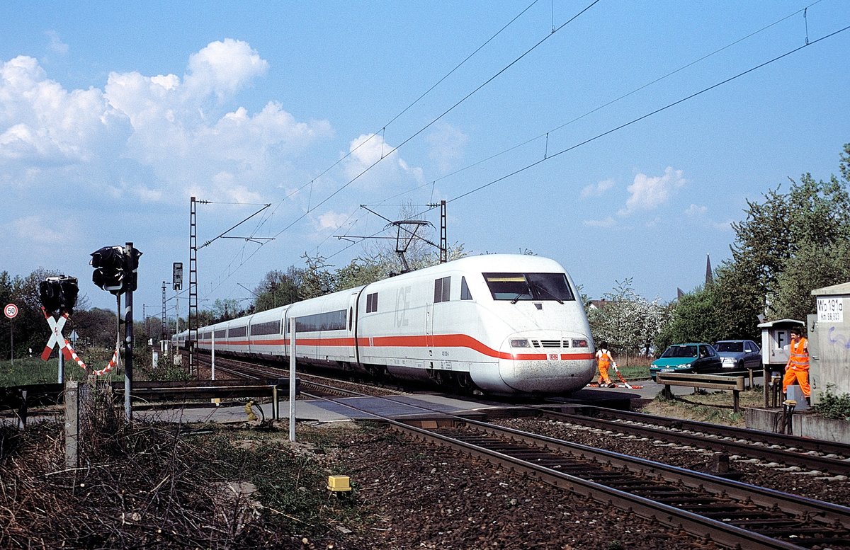   401 010  bei Rastatt  21.04.03