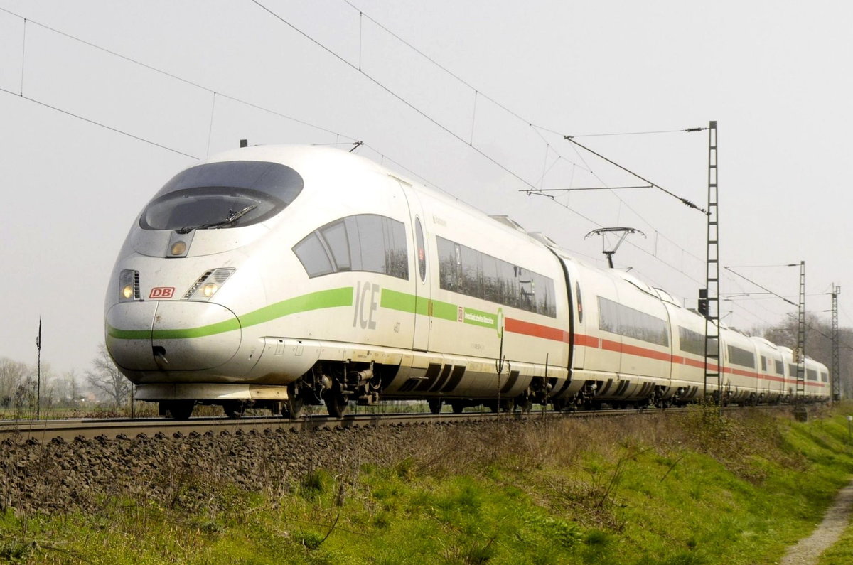 406 007 als ICE 156 nach Amsterdam auf der linksrheinischen Umleiterstrecke über Mönchengladbach - Venlo am 1.4.21. Der Zug verkehrt während der Sperrung der Emmericher Strecke statt des ICE 126.