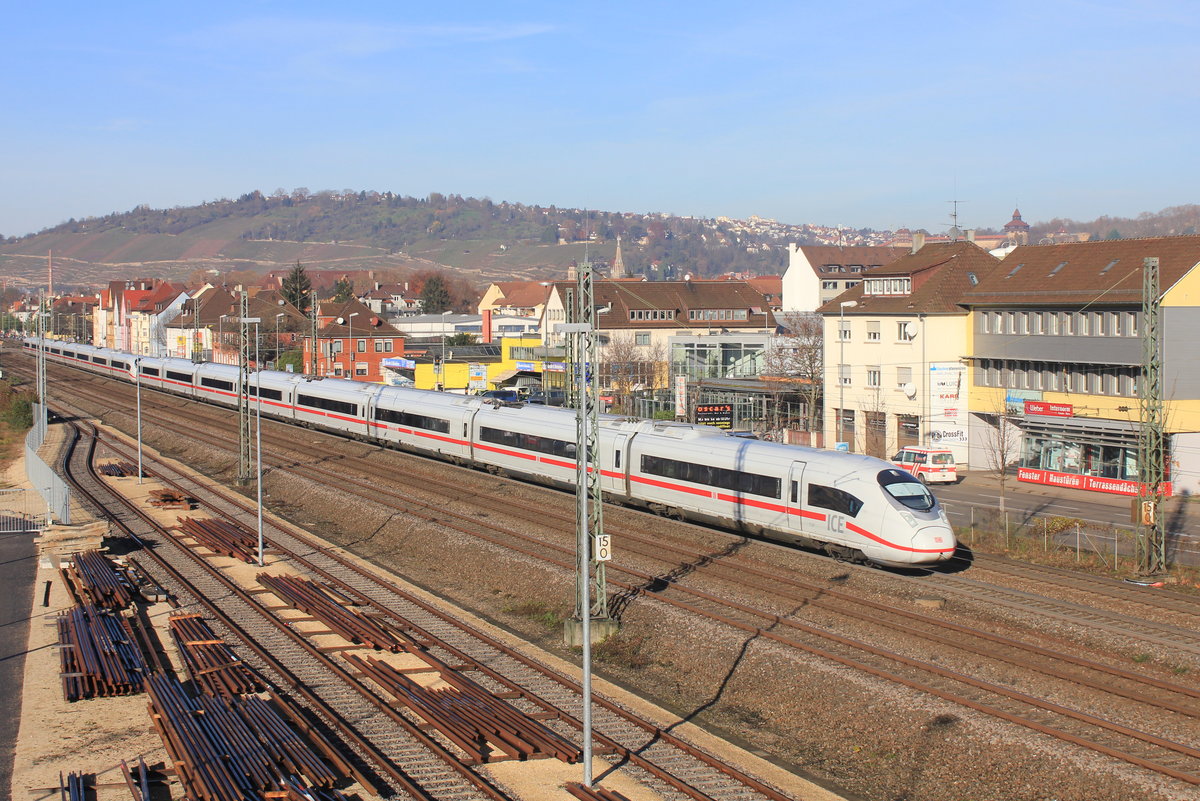 407 Richtung München fahrend am 22.11.2017 in Oberesslingen. 