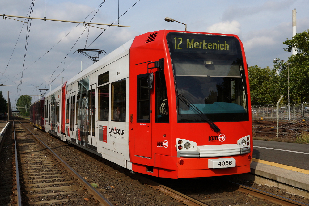 4086 an der Haltestelle Fordwerke Mitte am 21.09.2013.

