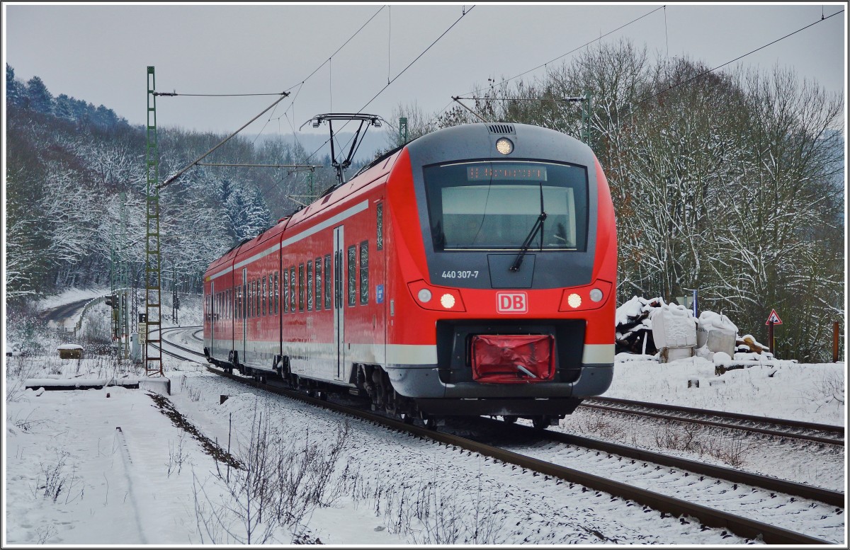 440 307-7 ist am 19.01.16 als RB von Schlüchtern nach Gemünden bei Vollmerz zu sehen.