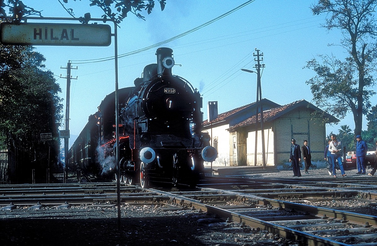  45132  Izmir  19.10.82 