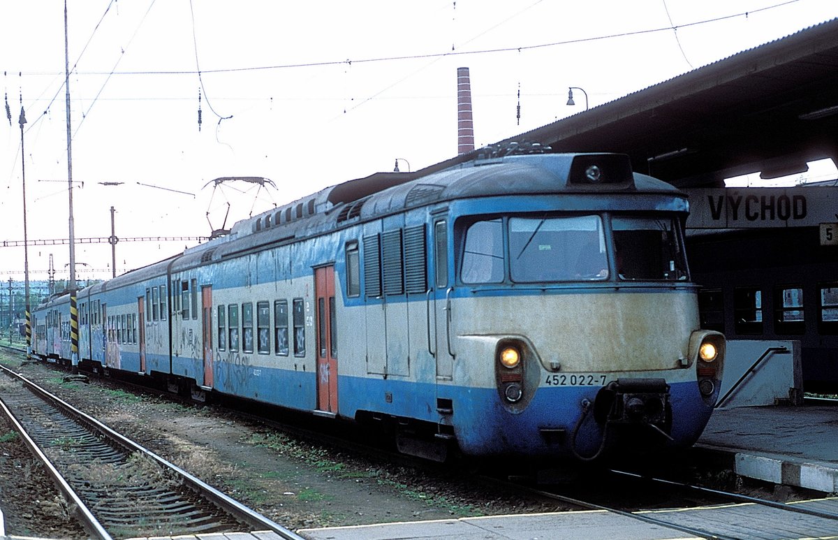  452 022  Benesov  23.05.98