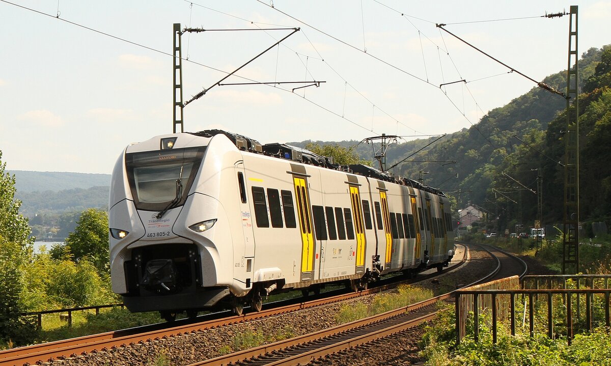 463 805 der transdev/TransRegio am 02.09.2021 nahe Stolzenfels auf der rechten Rheinseite