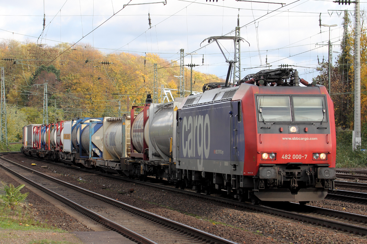 482 000-7 in Kln-West 9.11.2013