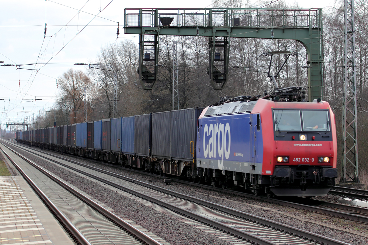 482 032-0 in Dedensen-Gümmer 15.2.2014