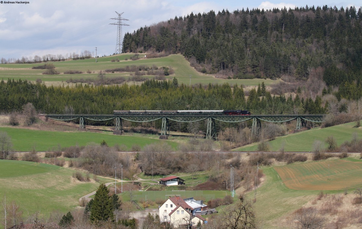 50 3501  mit dem Pz nach Weizen auf dem Biesenbachviadukt 12.4.15