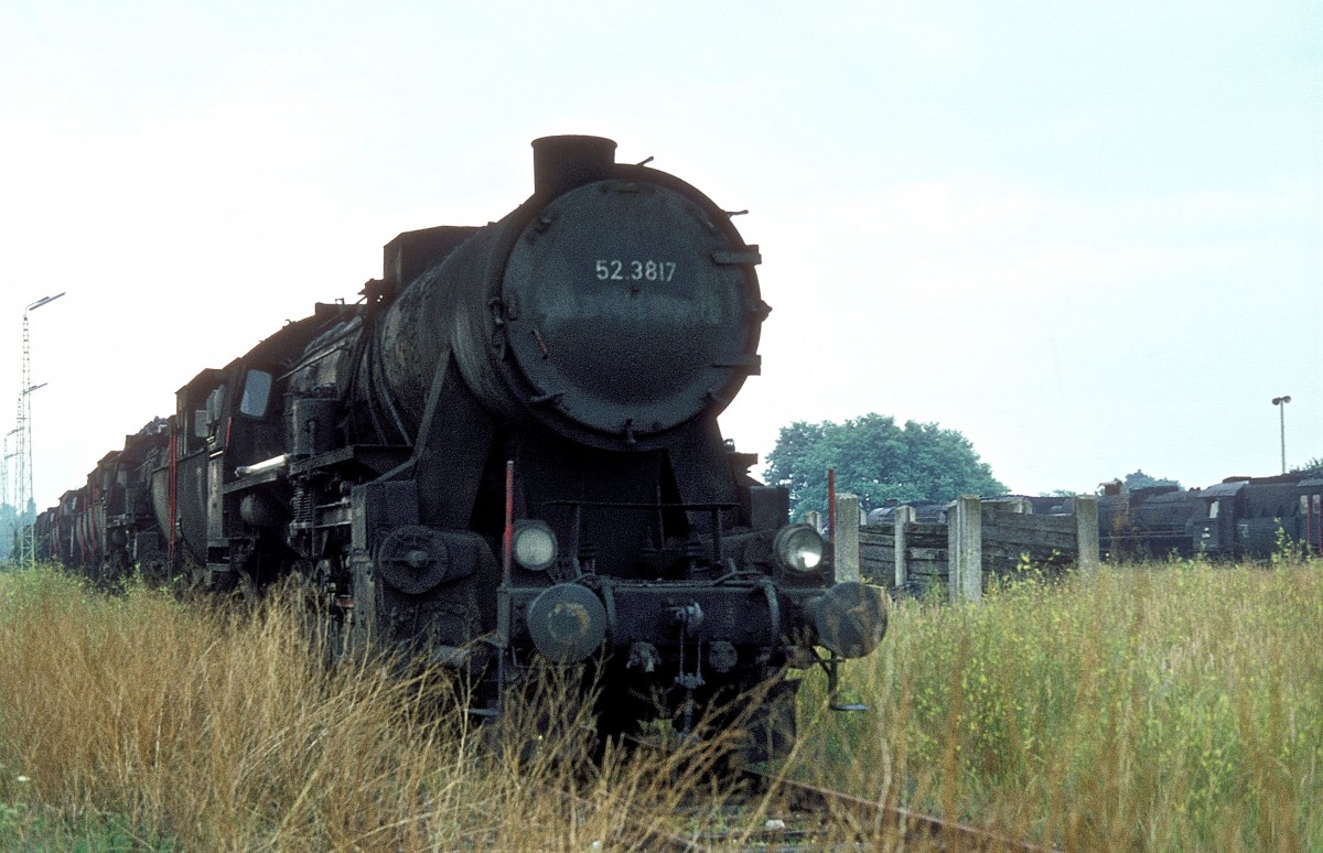  52 3817  Straßhof  11.08.76