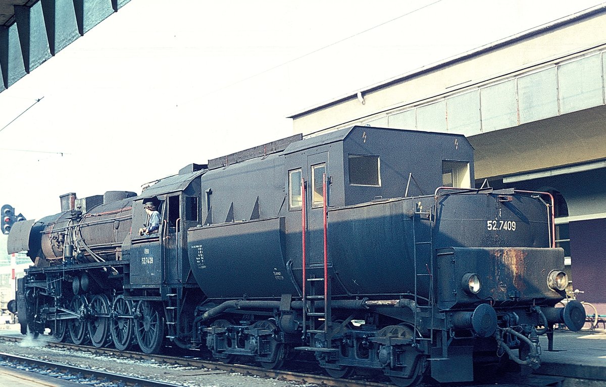  52 7409  Linz  10.05.75