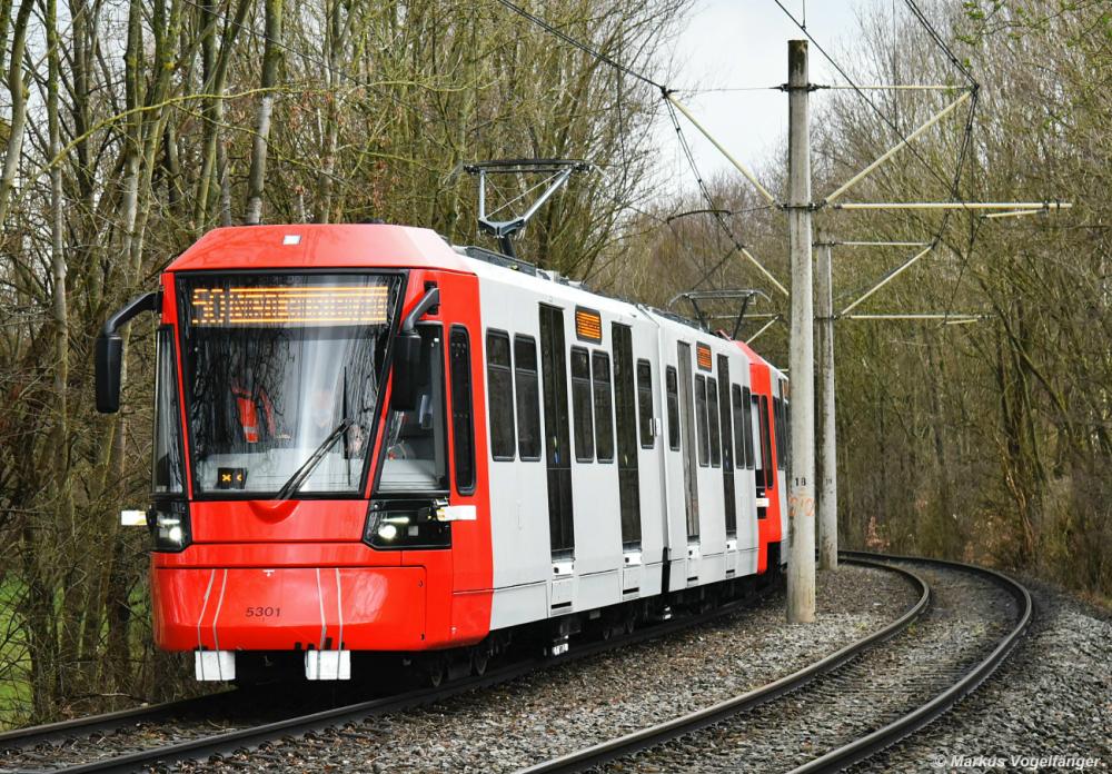 5301 und 5302 gekuppelt auf Testfahrt in Köln Merheim am 15.03.2021.