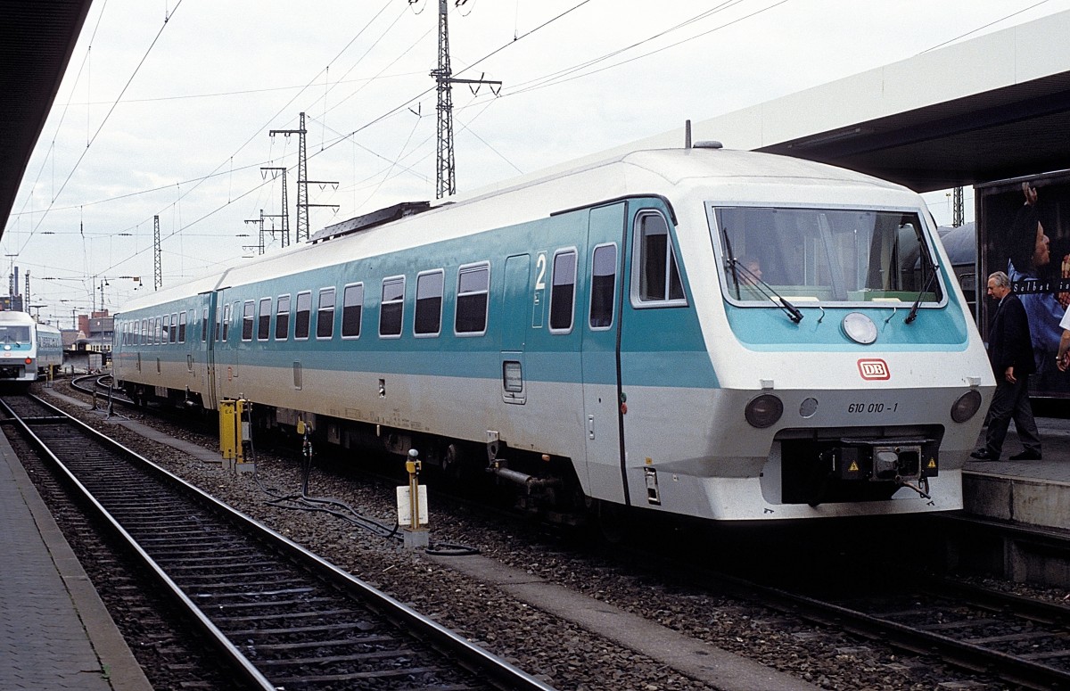  610 010  Nürnberg Hbf  31.08.92