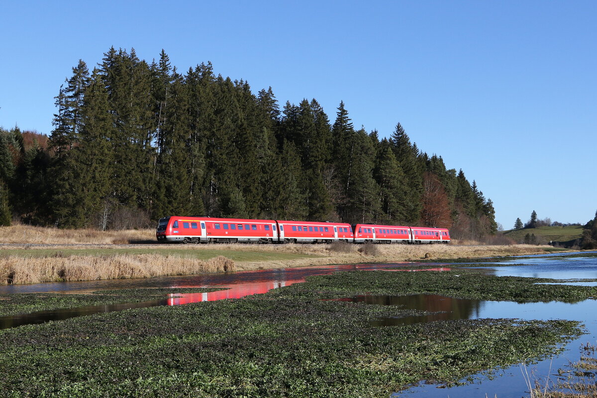 612er-Doppel auf dem Weg nach Kempten am 21. November 2021 bei Ruderatshofen.